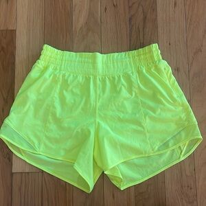 Hotty Hot High-Rise Lined Short 4”